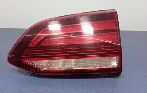 Volkswagen Golf Sportsvan Rear/tail lights 5G9945094H