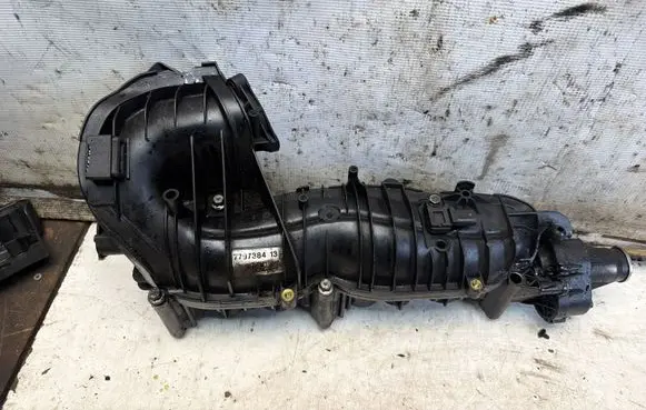 BMW 5 E60 E61 Intake manifold 7797384