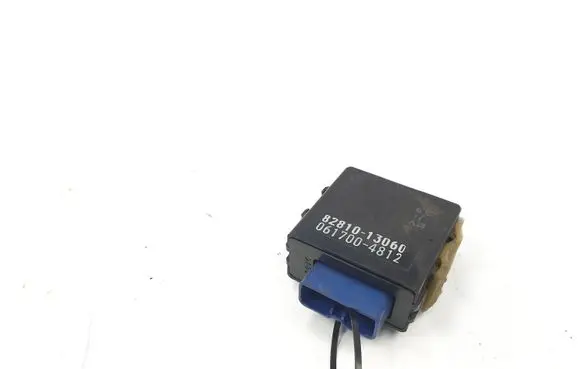 Toyota Corolla Verso E121 Xenon control unit/module ŚWIATEŁ 82642-12050