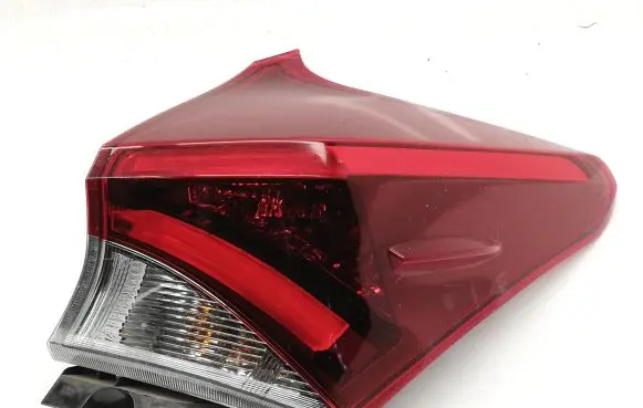 Toyota Auris E180 Rear/tail lights