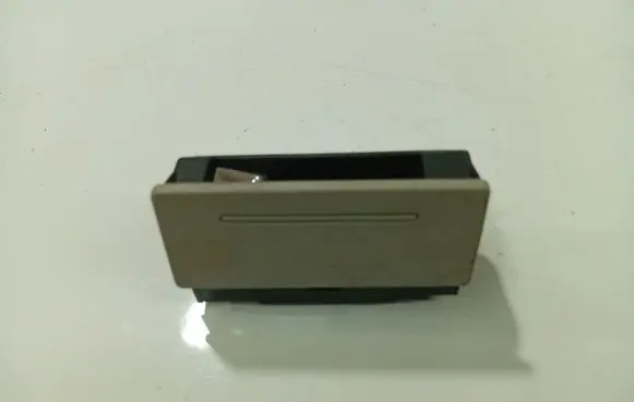 Audi Q7 4L Car ashtray 
