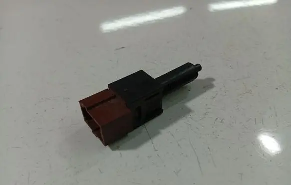 Nissan Primera Brake pedal sensor switch 46250