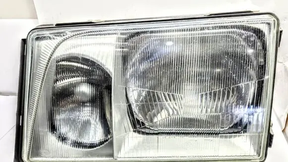 Mercedes-Benz E W124 Headlight/headlamp 12985100 138793