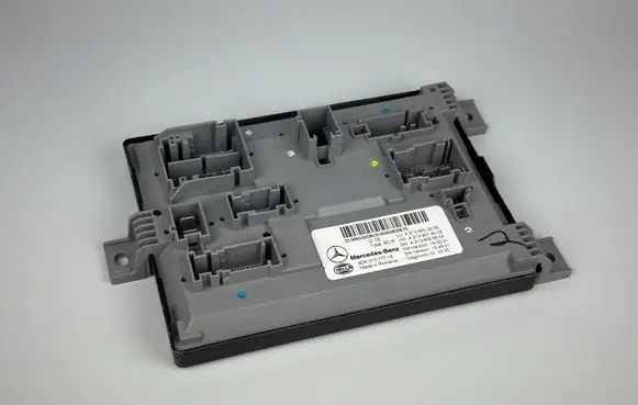 Mercedes-Benz E W213 SAM control unit A2139003208 5DK01077716 A2139014003