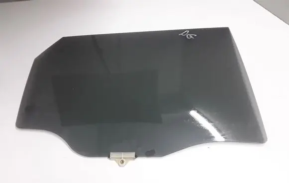 Rear door window glass