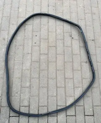 Dodge Durango III Rear door rubber seal (on body) 