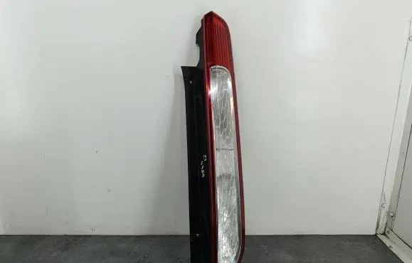 Ford Focus Rear/tail lights 8M5113404A