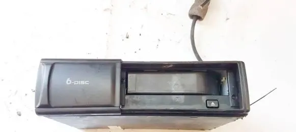 Audi A6 S6 C5 4B CD/DVD changer 4b0035111