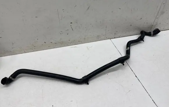 BMW iX3 G08 Engine coolant pipe/hose 8743371