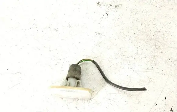 Audi A6 S6 C5 4B Front fender indicator light 015002