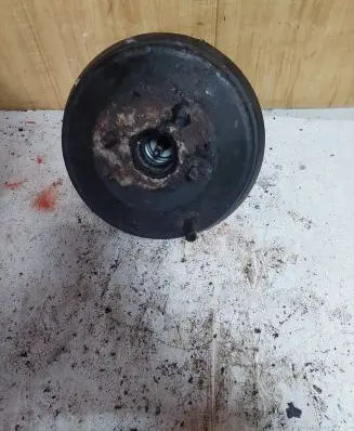 Mazda 323 F Brake booster