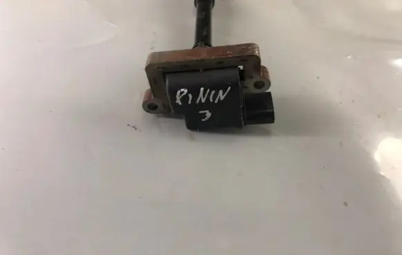 High voltage ignition coil