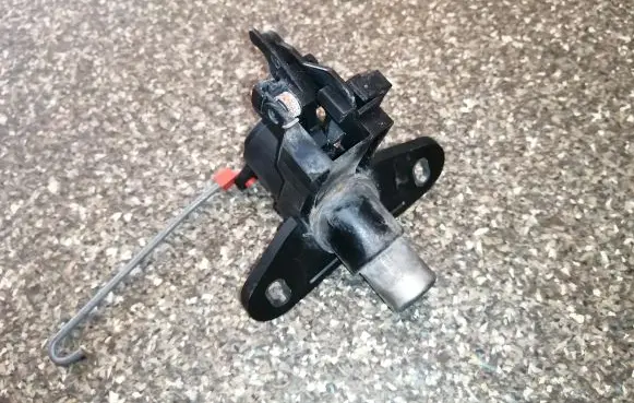 Opel Vectra B Tailgate exterior lock 791500012