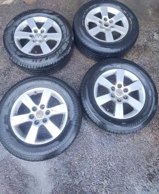 Mitsubishi Shogun R18 alloy rim 18X7J