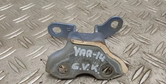 Toyota Yaris Rear door upper hinge 