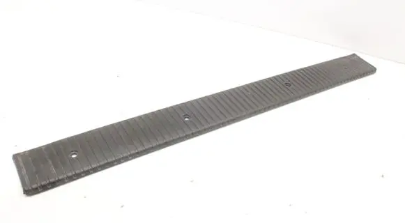 Jeep Cherokee XJ Front sill trim cover 8955003370