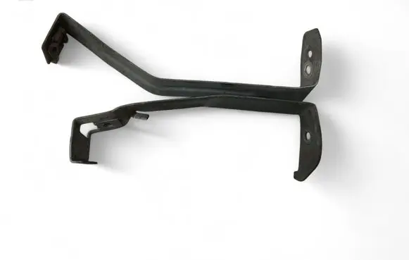 Mercedes-Benz C W204 Front bumper mounting bracket A2045241340