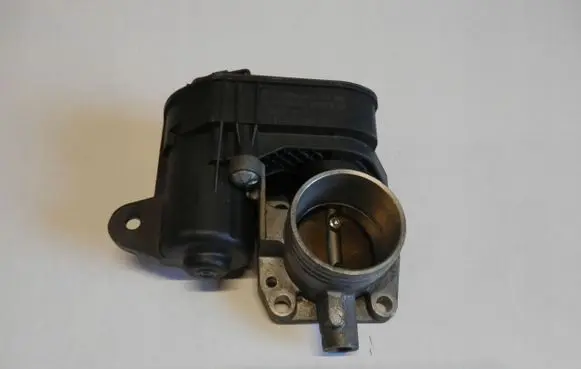 Peugeot 208 Throttle valve 967362238012VTI