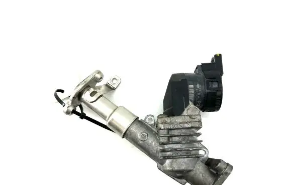 BMW 3 E92 E93 EGR valve 7563241