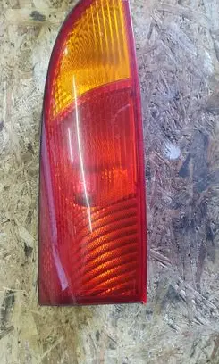 Ford Focus Rear/tail lights 1M5113404