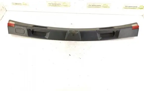 Mercedes-Benz C W204 Tailgate/boot lid lock trim 2047400772 2047400472