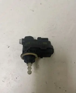 Peugeot 5008 Headlight level adjustment motor 09037159