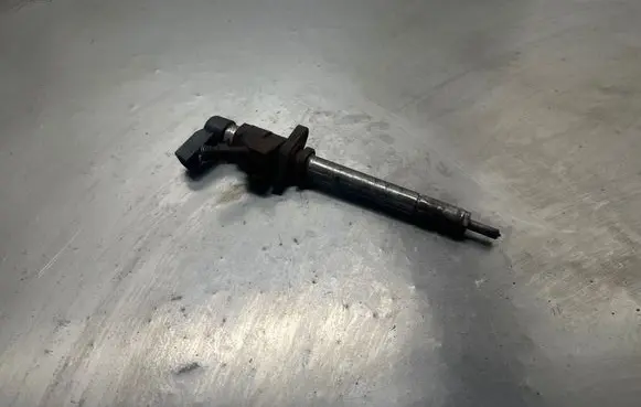 Ford Galaxy Fuel injector 9657144580
