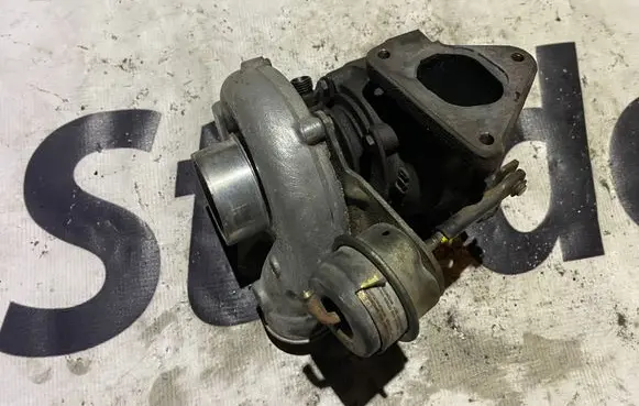 Mercedes-Benz C W202 Turbo A6110960099 6110960099