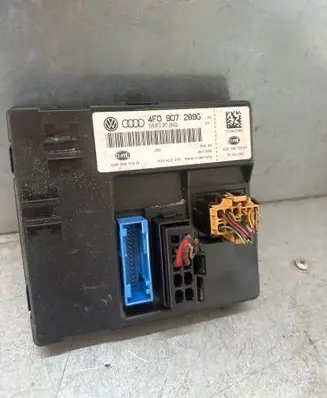 Audi A6 S6 C6 4F Light module LCM 4F0907289G 5DK00876224 4F0910289G
