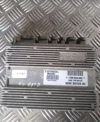 Renault Clio I Gearbox control unit/module S101200026A 7700850840 HOM7700850076