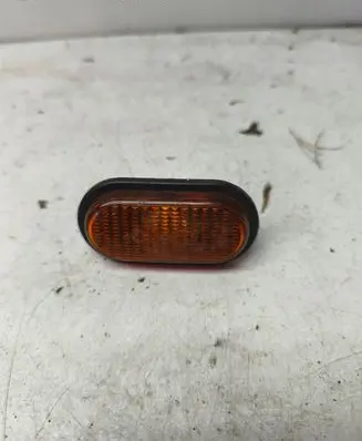 Renault Trafic II (X83) Front fender indicator light 7700847333