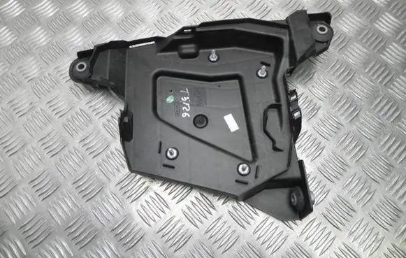 Peugeot 5008 Radio/GPS head unit trim 9659810180 T5126