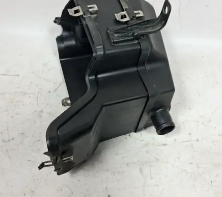 Volvo S80 Fuse box cover 9168982