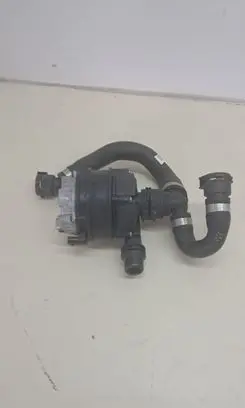 BMW 4 F32 F33 Electric auxiliary coolant/water pump 0392024062 8637953