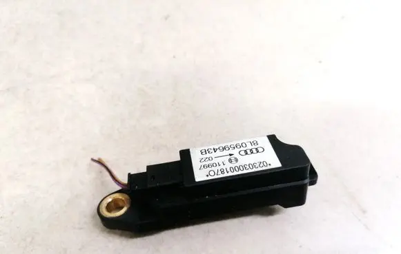 Audi A3 S3 8L Airbag deployment crash/impact sensor 8L0959643B