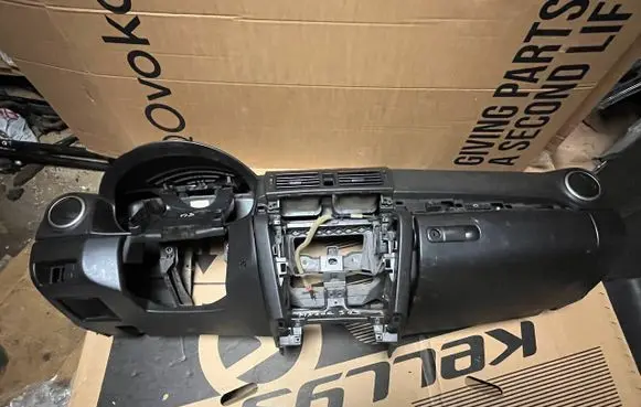 Mazda 3 I Dashboard