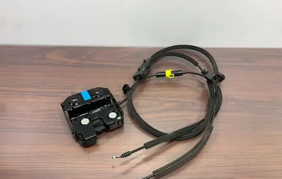 Alfa Romeo Stelvio Rear seat cable / handle 505564030