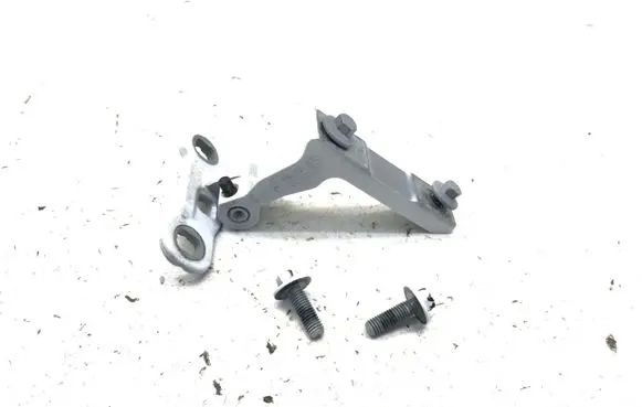 Volvo XC40 Rear door lower hinge 31457099