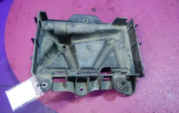 Battery box tray