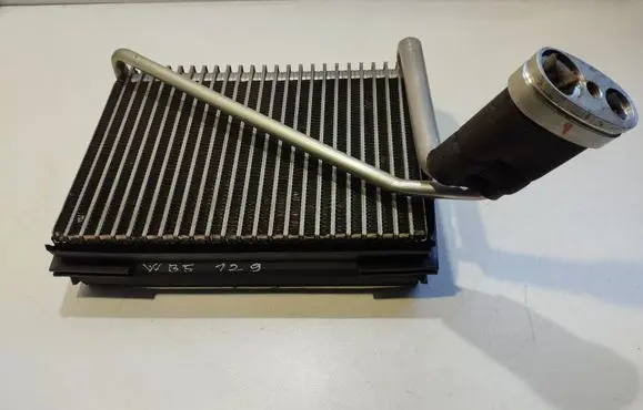 Air conditioning (A/C) radiator (interior)