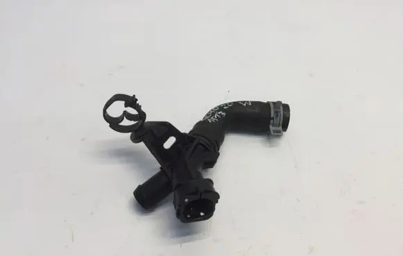 Volvo XC40 Engine coolant pipe/hose 31368788