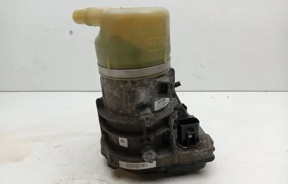 Volvo V60 Power steering pump 31387595
