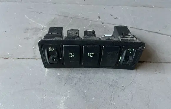 Hyundai Sonata Headlight level height control switch 933003k420