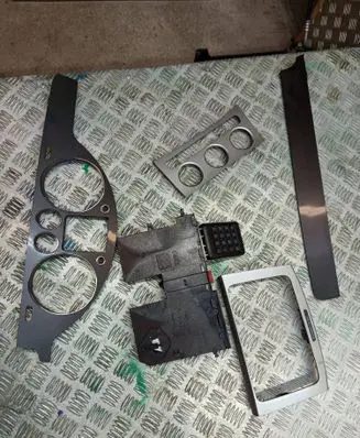 Volkswagen PASSAT B6 Panel trim 318350100 3C1857212P