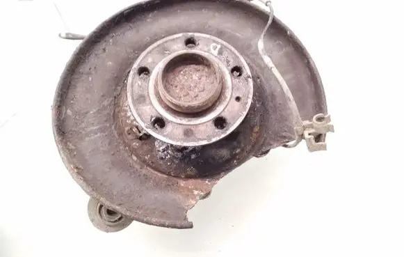 Volvo S60 Rear wheel hub spindle/knuckle 9200624