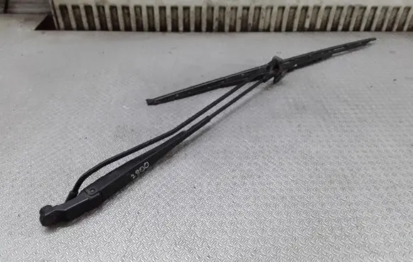 Toyota Aygo AB10 Windshield/front glass wiper blade 
