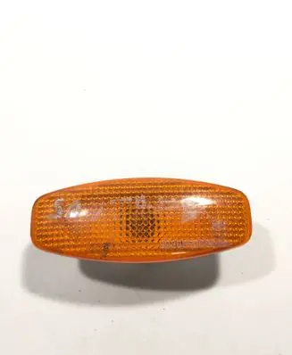 Hyundai Santa Fe Front fender indicator light 92305260 E130387