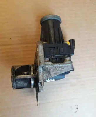 Renault Kadjar EGR valve 50797503 4082604958