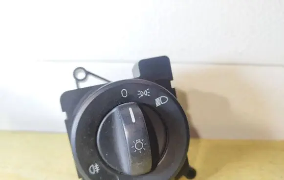 Mercedes-Benz Sprinter W906 Light switch A9065450104 921664 9065450104
