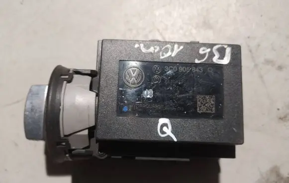 Volkswagen PASSAT B6 Ignition lock 3C0905843Q